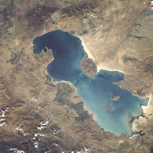 تحلیل سیاستی – نهادی در حوضه آبریز دریاچه ارومیه